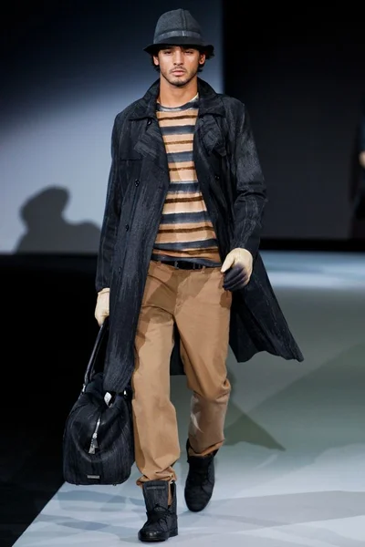 Look 14